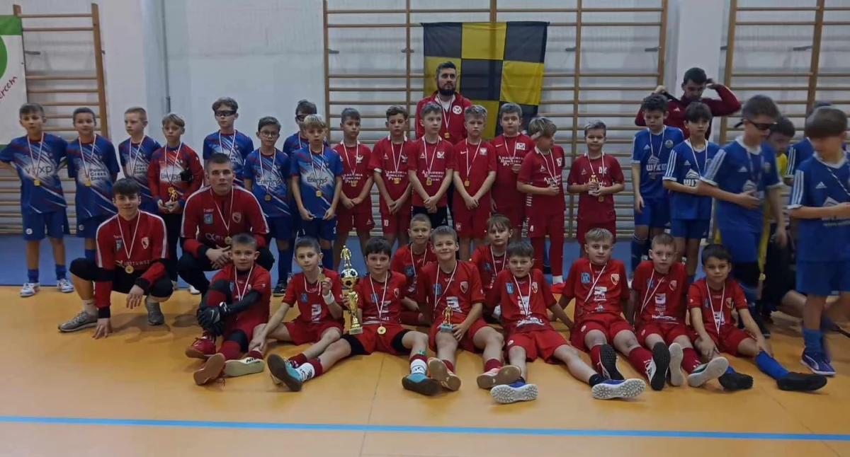 Sport, ZWYCIĘSTWO „ORLIKÓW” MASZEWIE Stegny - zdjęcie, fotografia
